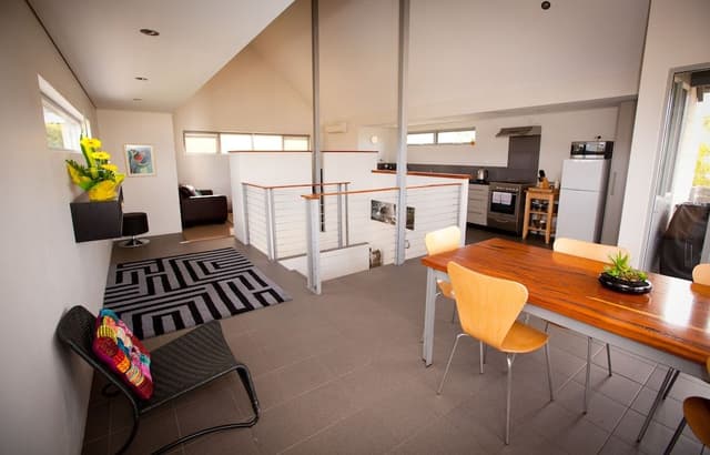 Vancouver - Two Bedroom/Two Bathroom Townhouse