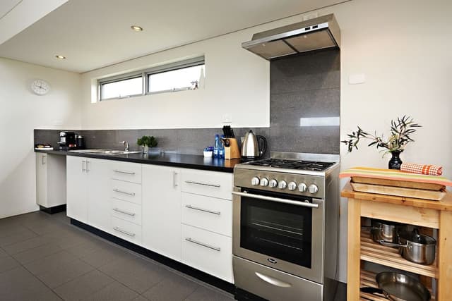 Vancouver - Two Bedroom/Two Bathroom Townhouse