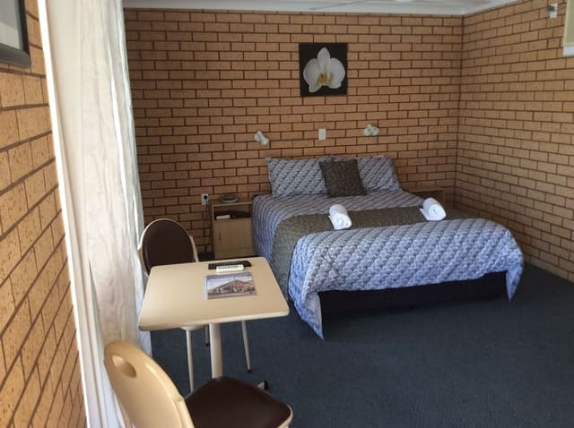 Comfort Room, 1 Queen Bed, Non Smoking