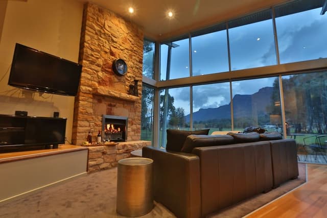 Luxury Chalet, 1 King Bed, Mountain View