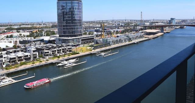 One Bedroom Apartment with Study - River View