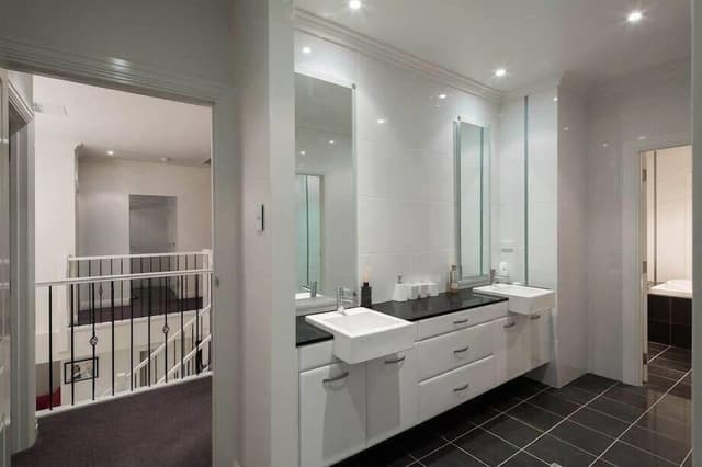 Executive House, Multiple Bedrooms, River View
