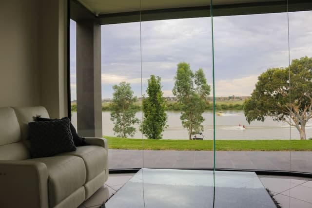 Executive House, Multiple Bedrooms, River View