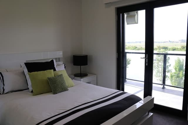 Executive House, Multiple Bedrooms, River View
