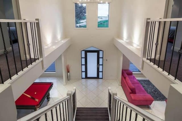 Executive House, Multiple Bedrooms, River View