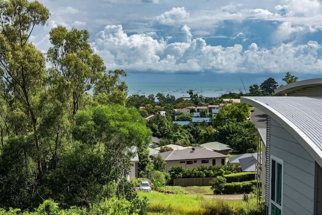 House, 2 Bedrooms, Sea View