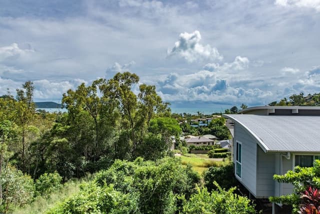 House, 2 Bedrooms, Sea View