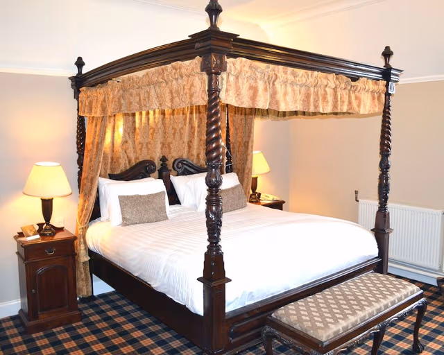 Four Poster Room with Balcony