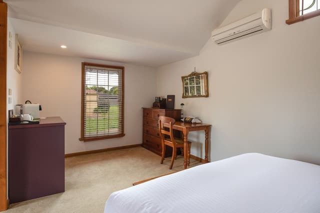 Deluxe Cottage