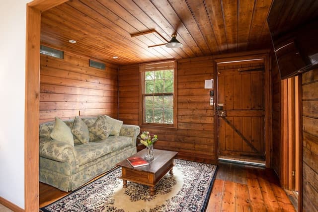 Deluxe Cottage
