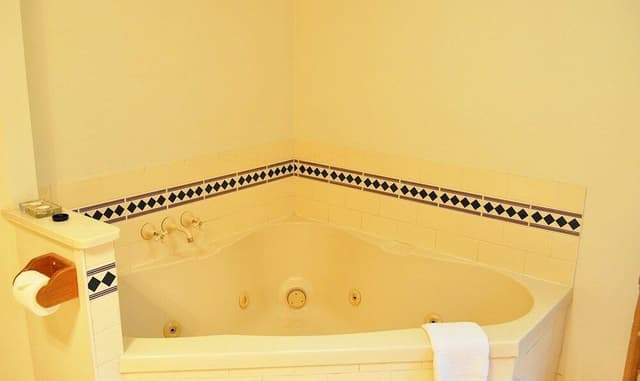 Kookaburra Luxury Cottage