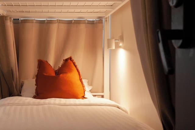 Private 4 Bed Female Room