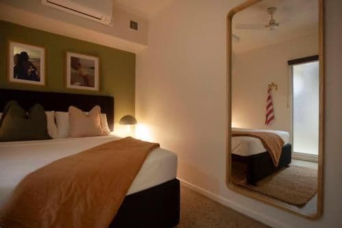 Private Queen Room