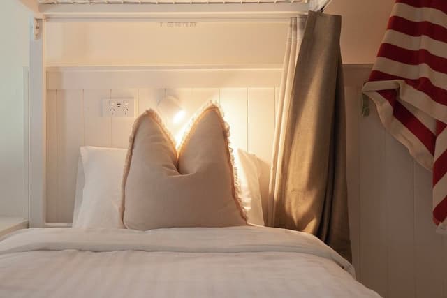 Private 6 Bed Female Room