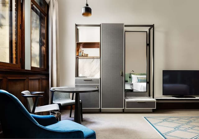 KING EXECUTIVE ROOM WITH LOUNGE ACCESS