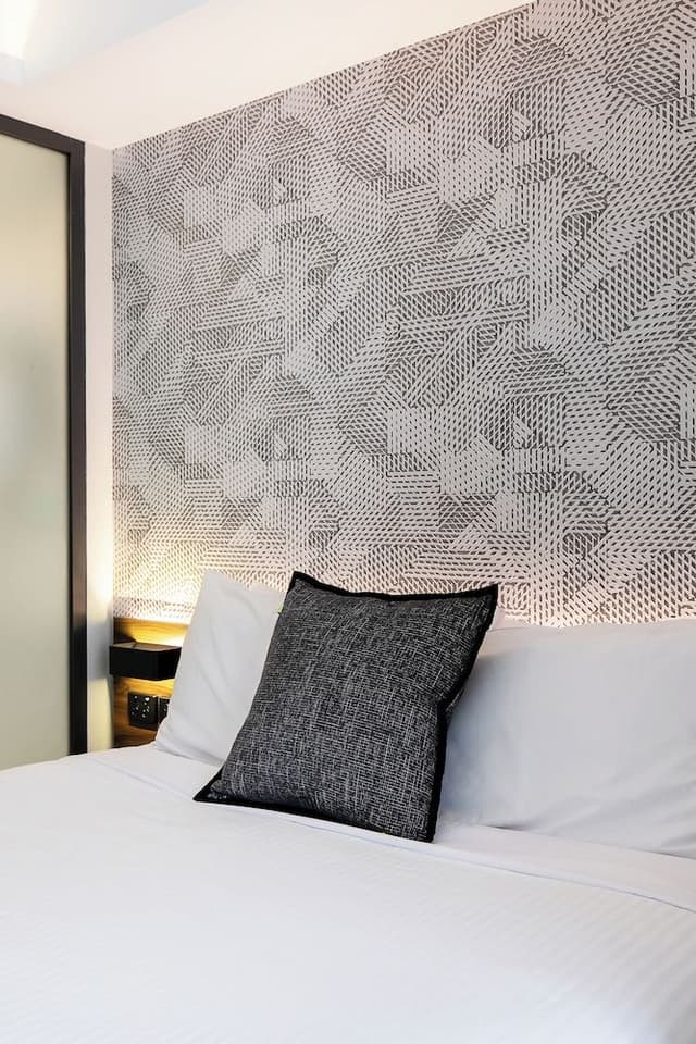 Standard Room, 1 Queen Bed