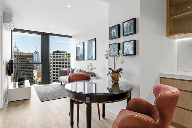 Deluxe Apartment, 1 Queen Bed, City View