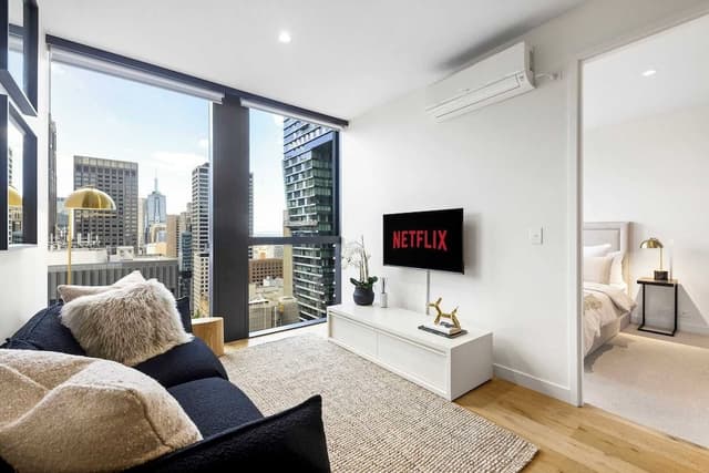 Deluxe Apartment, 1 Queen Bed, City View