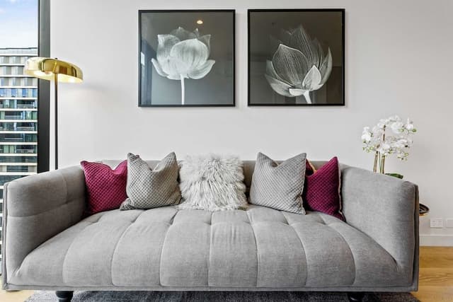 Deluxe Apartment, 1 Queen Bed, City View