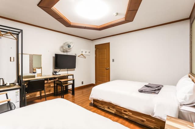 Double Single Room