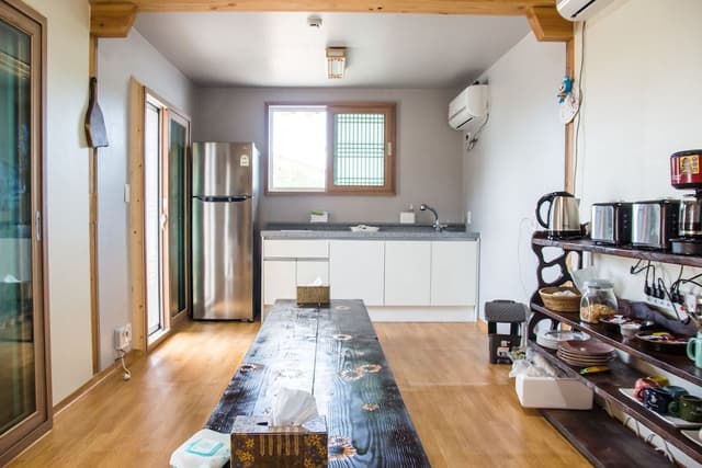 Room (Bamboo)