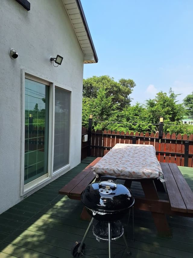 Family Bungalow, 3 Bedrooms, Connecting Rooms, Garden View