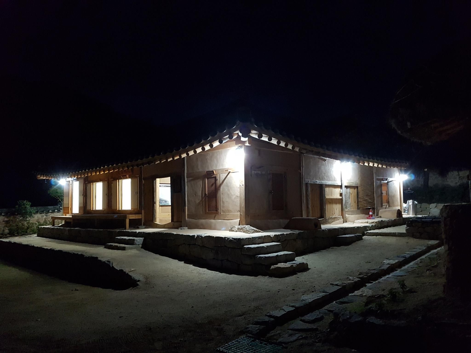 ชูกฮอน เทรดิชั่นนอล เฮาส์ (Jukheon Traditional House (Korea Quality))0