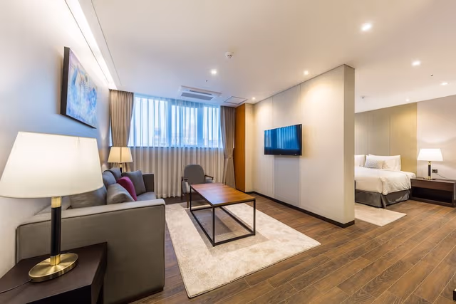Suite, 1 King Bed, Non Smoking