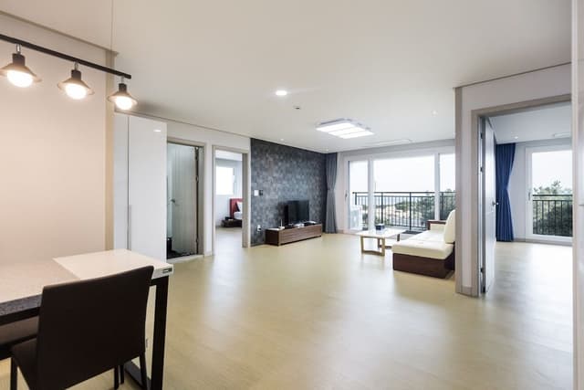 Suite, Terrace, Garden Area