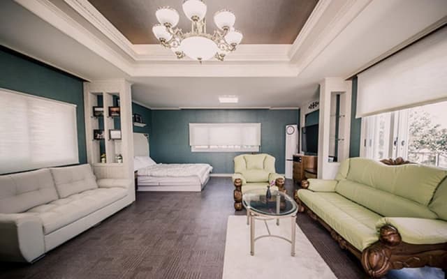 One-Bedroom House