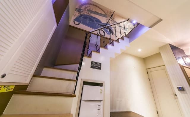 Duplex (Party Room B)