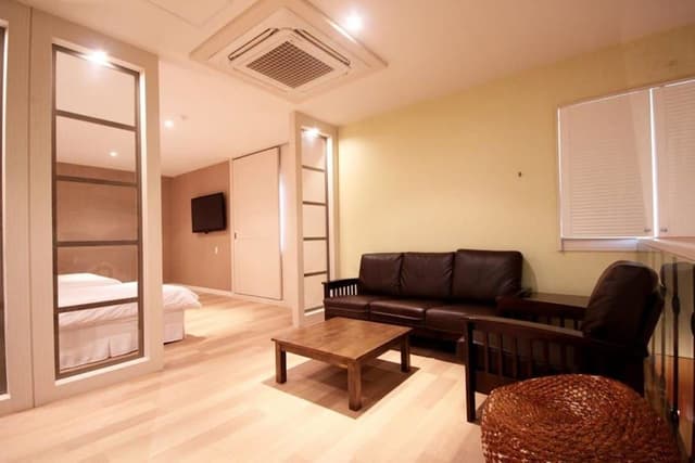 Duplex (Party Room B)