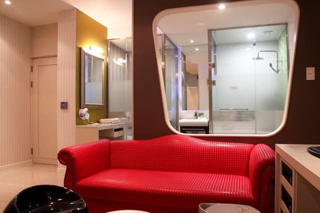 Family Duplex (Party Room A)