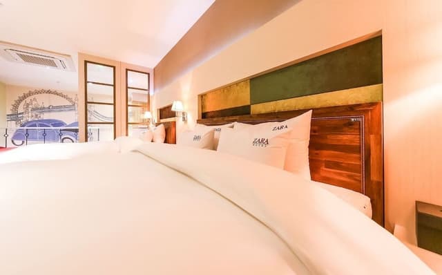 Duplex (Party Room B)