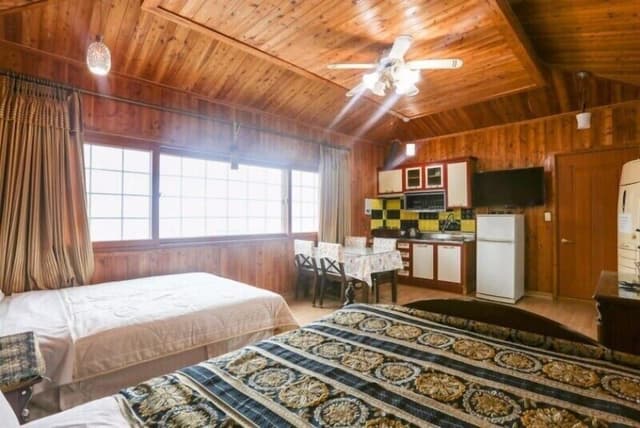 Room (VIP)