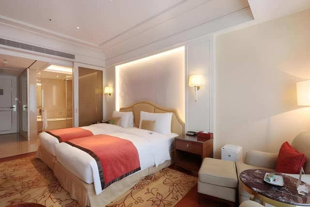 Prestige Room