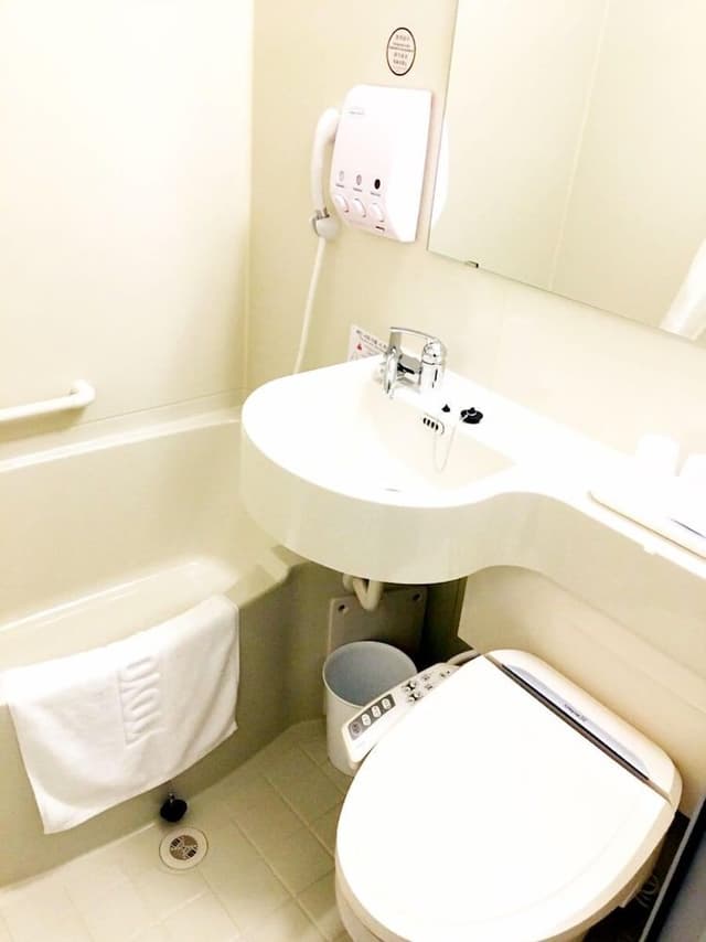 Special Price Double Room (facing the subway station)