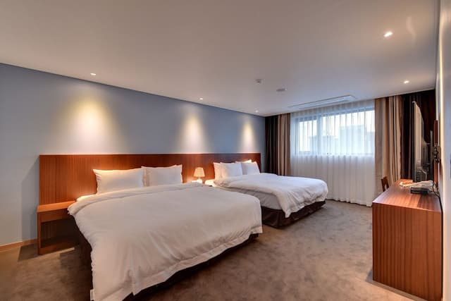 Ocean View Sea & Moon Suite Room