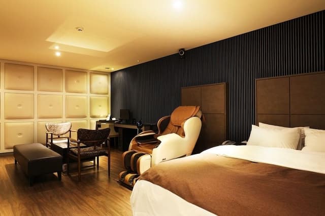Suite