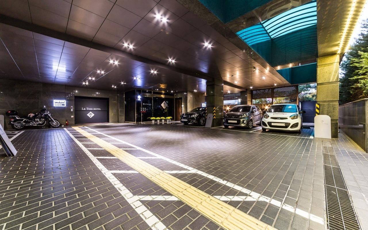 อึยจ็องบู ลาทรี โฮเทล (Uijeongbu Latree Hotel)1