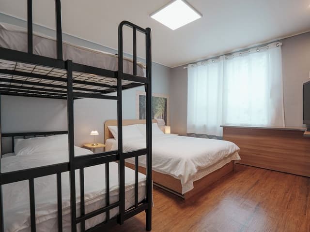 Family Room, Non Smoking, Private Bathroom (Breakfast not provided/Room Type Random Assignment)