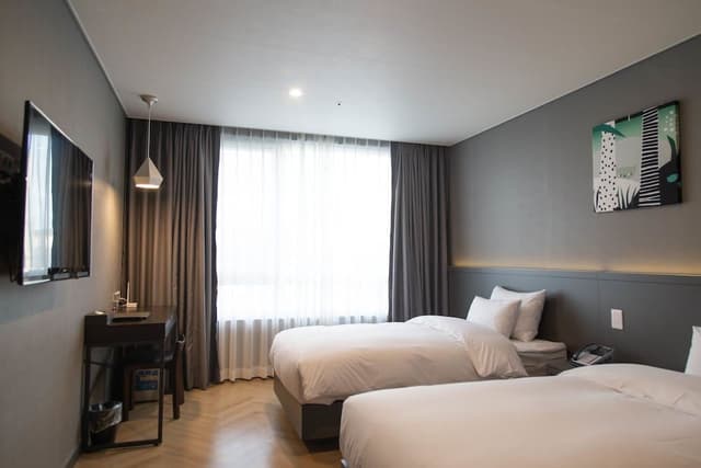 Economy Twin Room