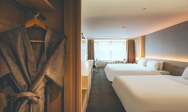 Superior Twin Room