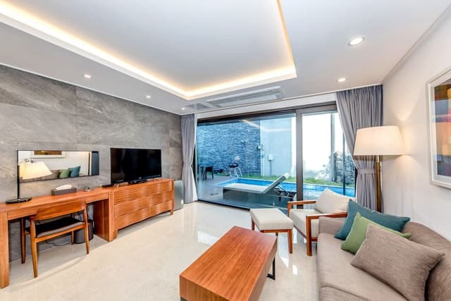 Family Grand Pool Villa (Private heated swimming pool with extra fee)