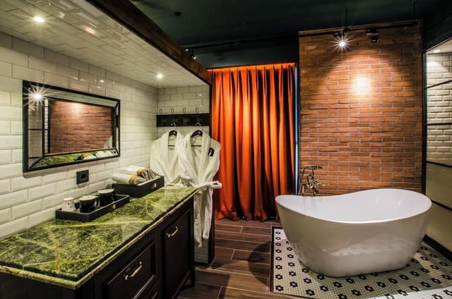 Royal Studio Suite