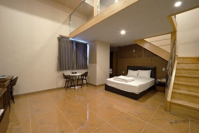 Family Duplex, 2 Bedrooms, Non Smoking