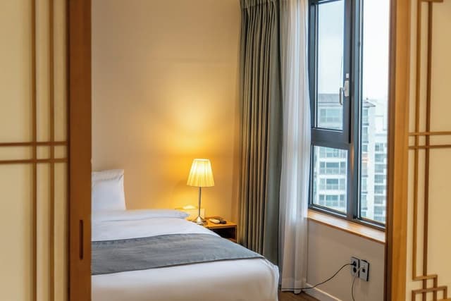 Deluxe Double Ondol Room, City View (Base 2 guests, Extra person fee KRW 30,000)