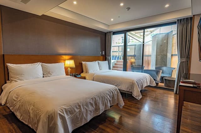 Pool Villa Royal Suite (Free use of Infinity Pool included)