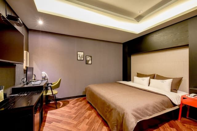 Premium Room