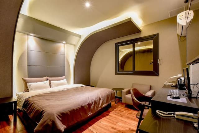 Standard Room (A)